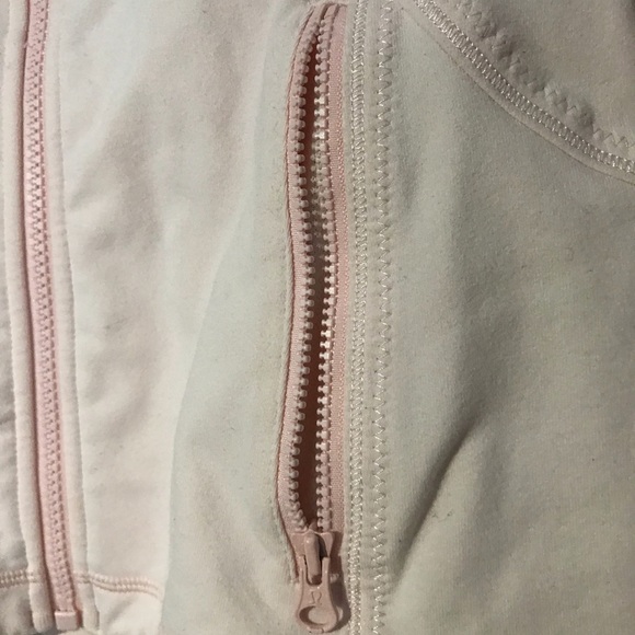 Lululemon Sports Jacket - Picture 3 of 4